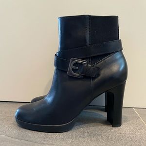 Women’s Geox Leather Booties, barely worn, like new, size 7.5